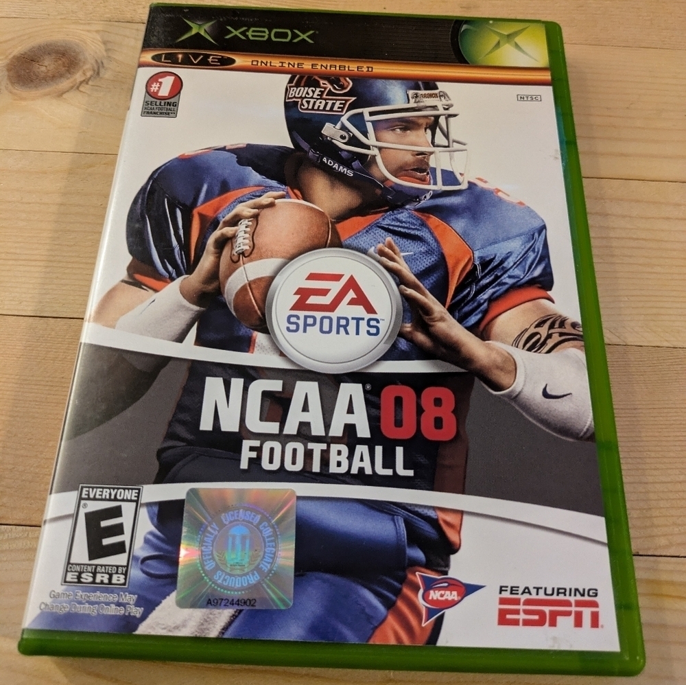 NCAA 08 Football for Xbox - Green Case Pre-owned Game
